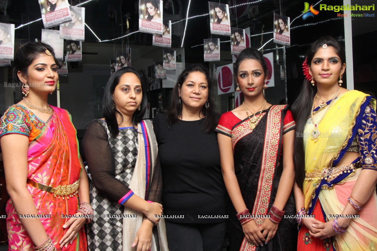 Sushma Khan Make-up Workshop at Lakme Salon, Dilsukhnagar, Hyderabad