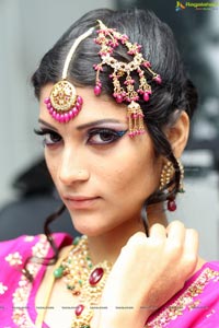 Sushma Khan Makeup Workshop