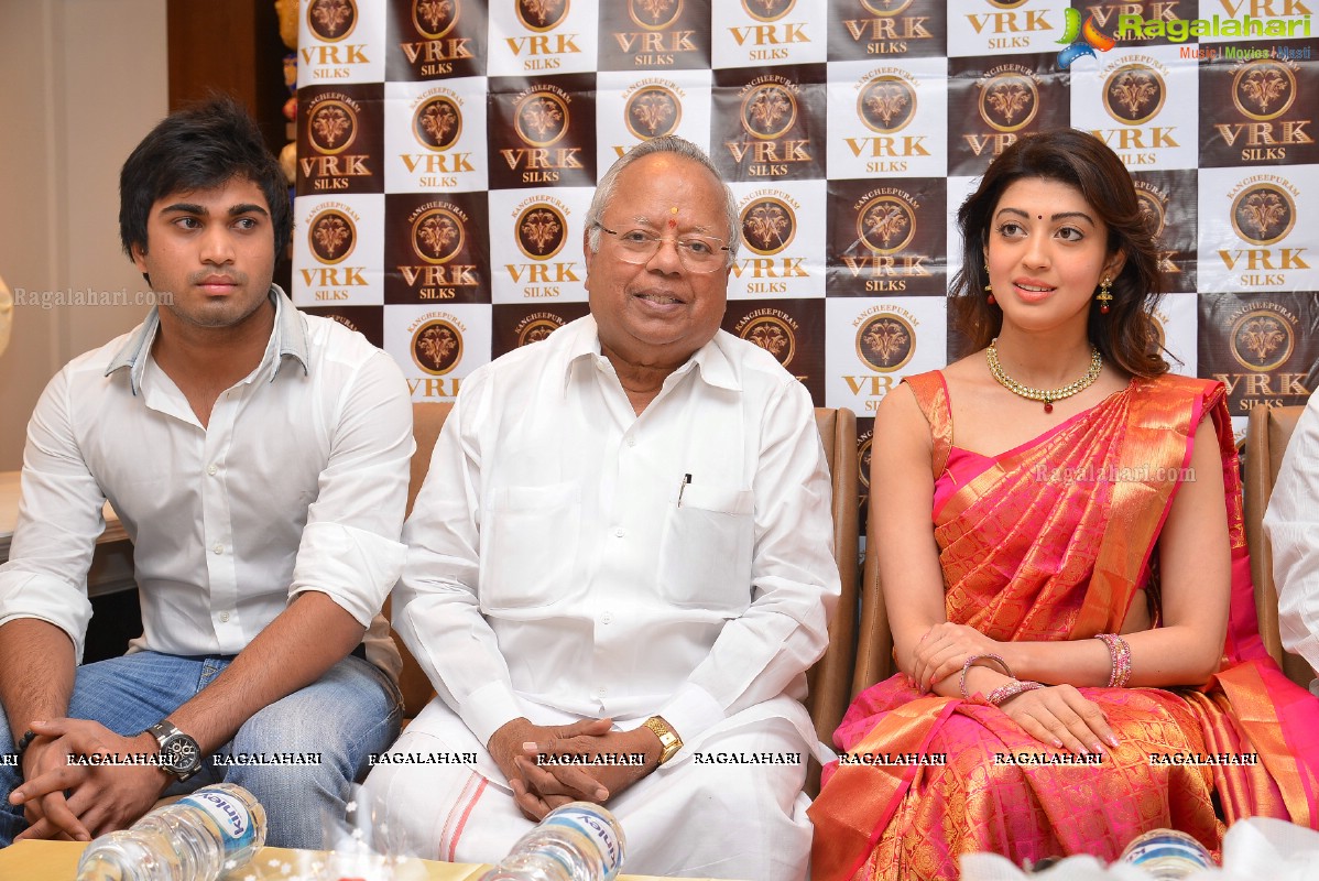 Pranitha Subhash launches Kancheepuram VRK Silks at Kukatpally