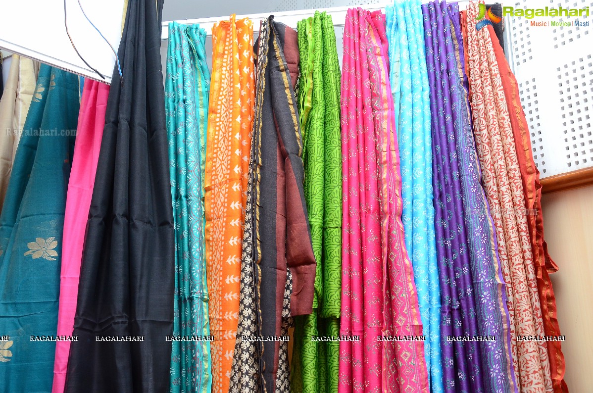 Weaves Exhibition Cum Sale in Hyderabad