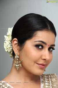 Raashi Khanna Memu Saitham