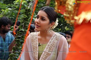 Raashi Khanna Memu Saitham