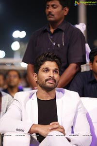 Sarrainodu Pre-Release Event