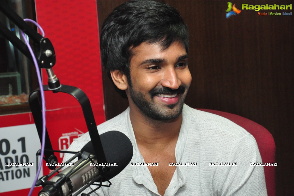 Aadhi at RED FM