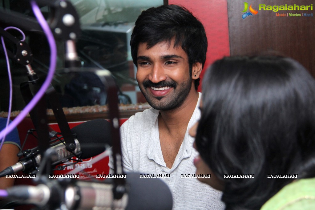 Aadhi at RED FM