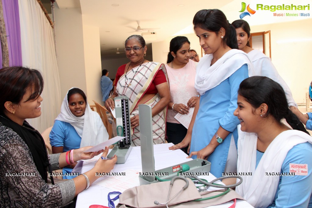 Blood Donation Camp by Sant Nirankari Mission, Hyderabad