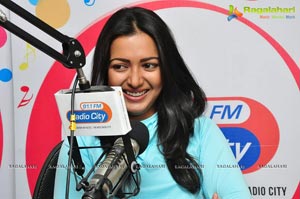 Catherine Tresa Radio City Hyderabad