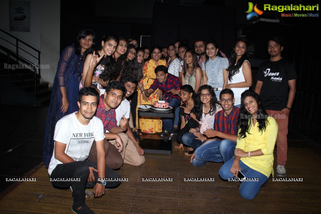 Dance Mania 3rd Anniversary Celebrations at Bottles & Chimney, Hyderabad