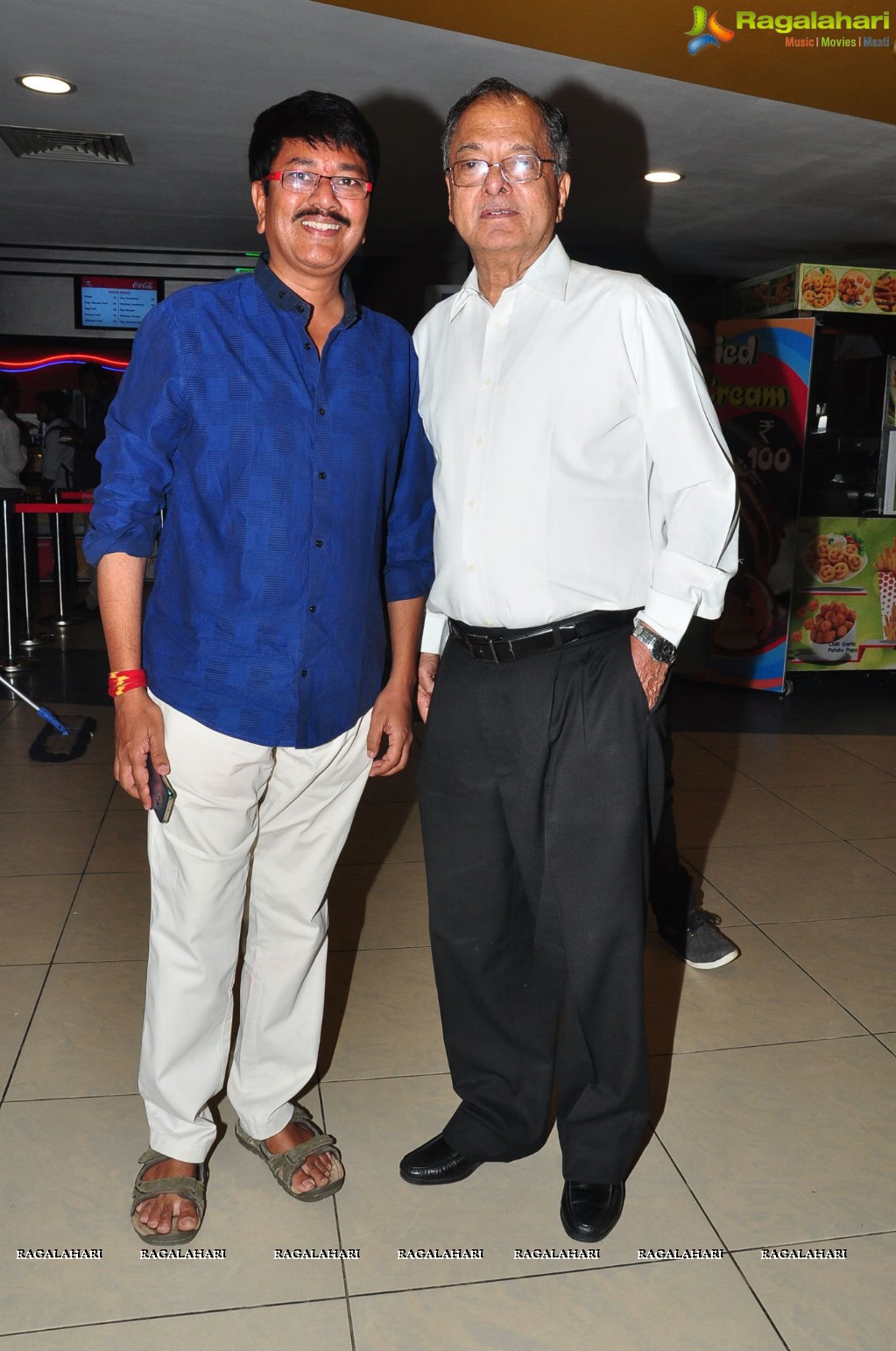 EedoRakam AadoRakam Team at Prasads IMAX, Hyderabad