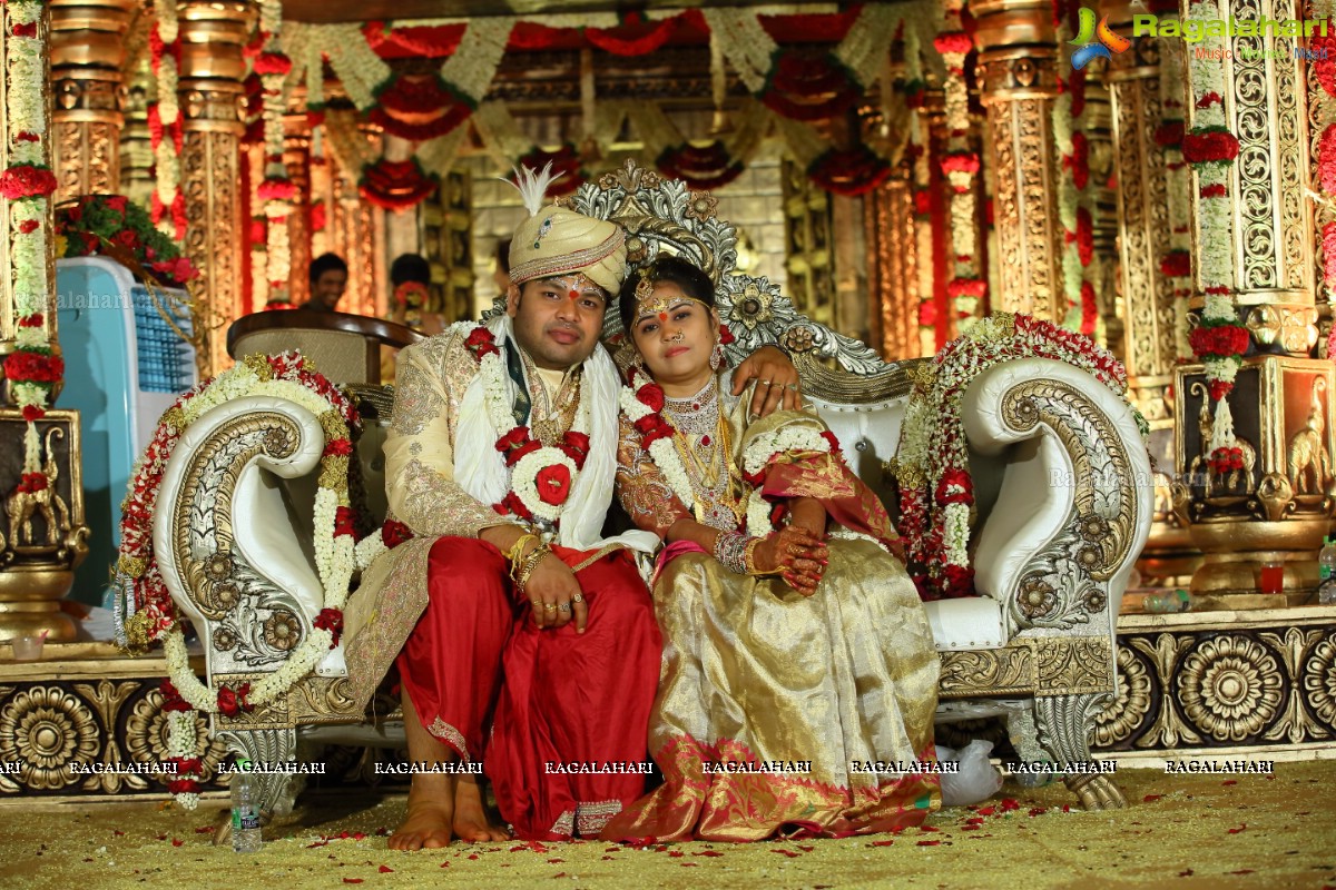 Grand Wedding Ceremony of Gowni Srikanth Goud with Cheepi Sudheesha, Hyderabad