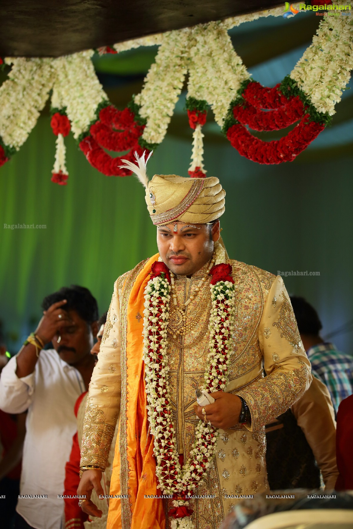 Grand Wedding Ceremony of Gowni Srikanth Goud with Cheepi Sudheesha, Hyderabad