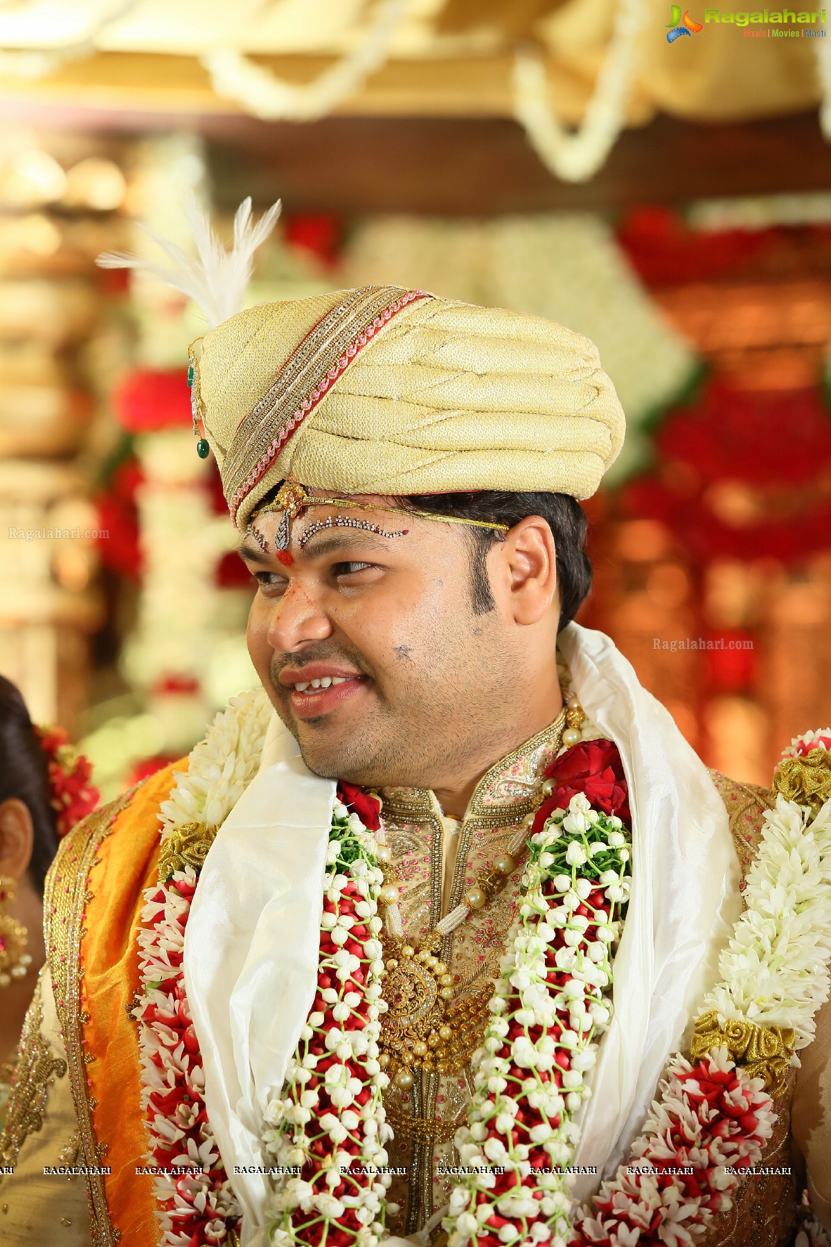 Grand Wedding Ceremony of Gowni Srikanth Goud with Cheepi Sudheesha, Hyderabad