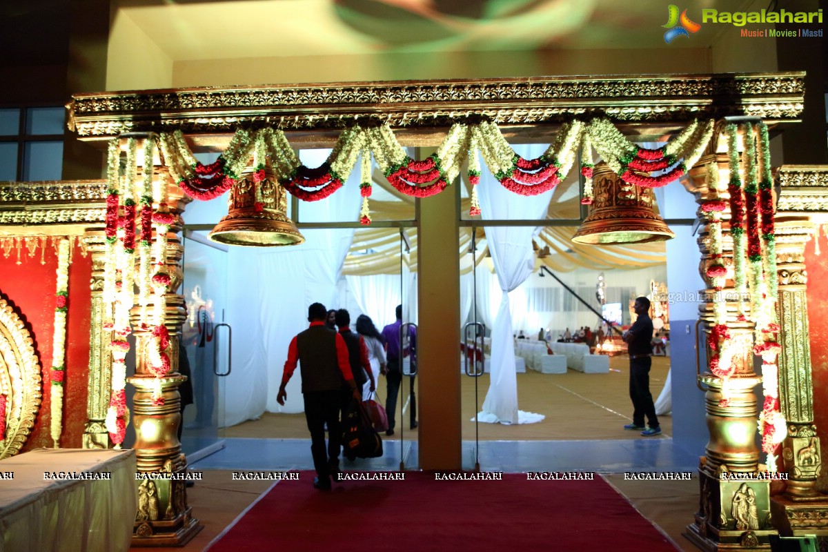 Grand Wedding Ceremony of Gowni Srikanth Goud with Cheepi Sudheesha, Hyderabad