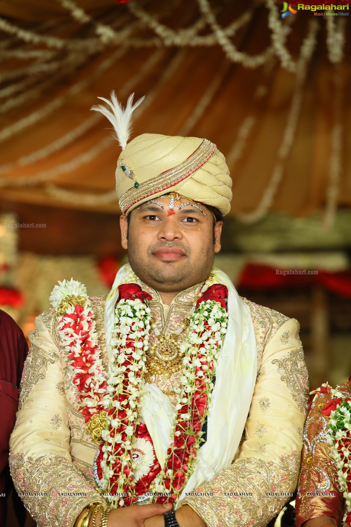 Grand Wedding Ceremony of Gowni Srikanth Goud with Cheepi Sudheesha, Hyderabad