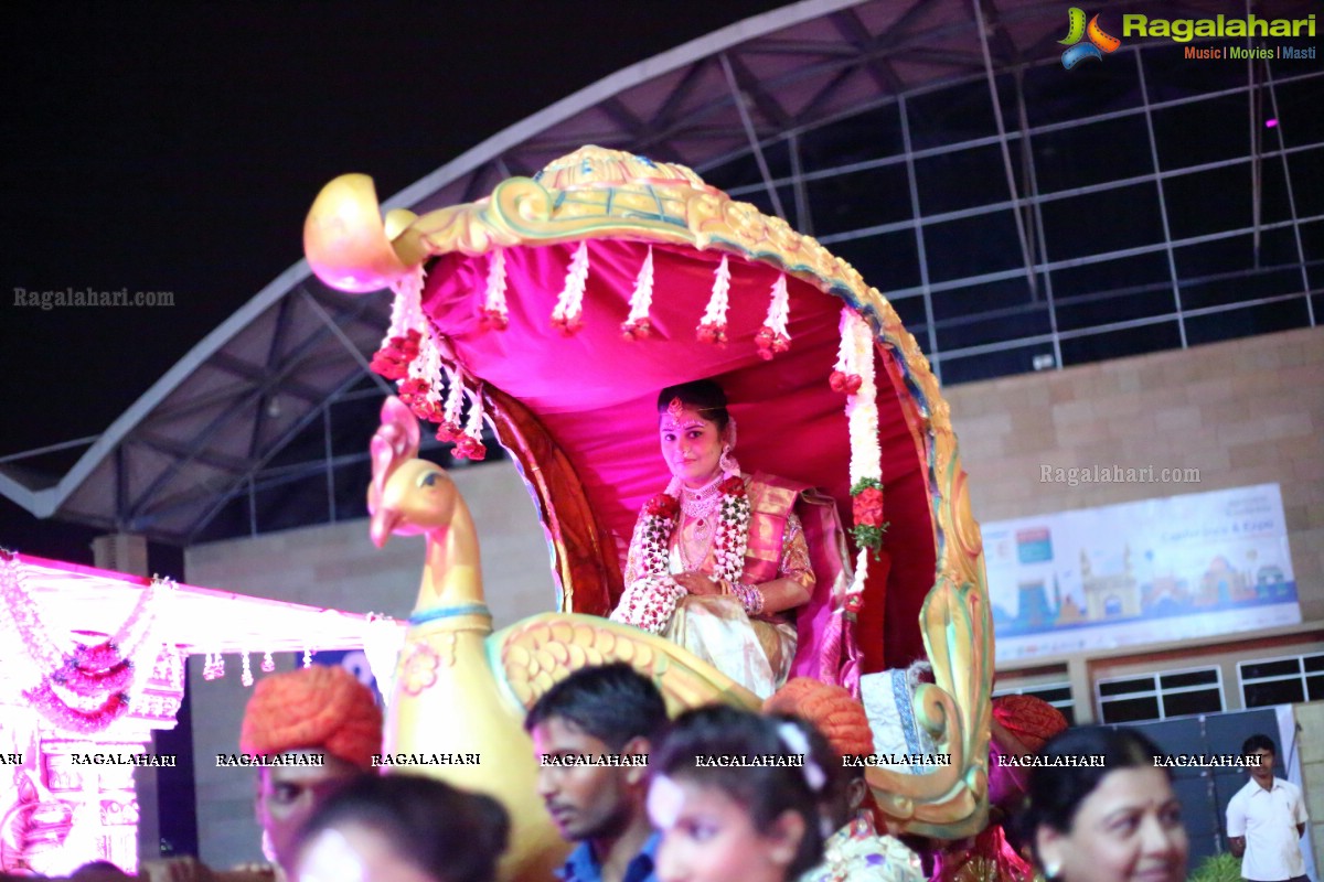 Grand Wedding Ceremony of Gowni Srikanth Goud with Cheepi Sudheesha, Hyderabad