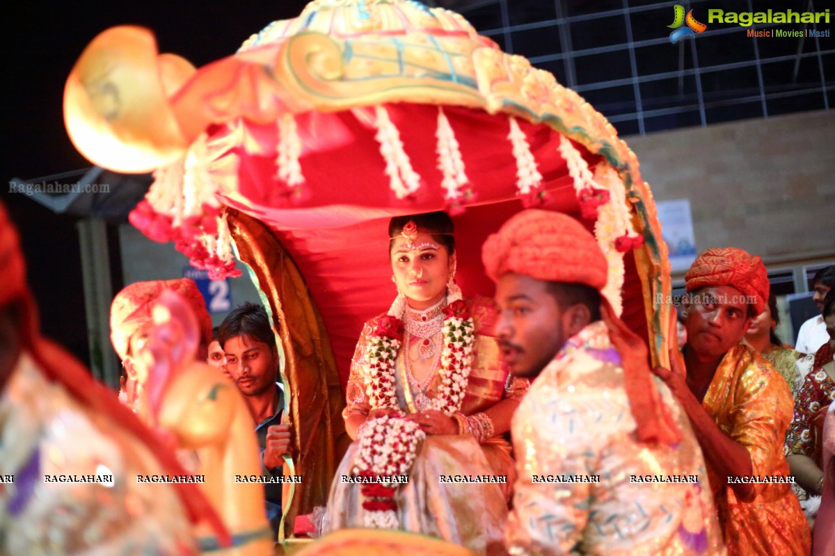 Grand Wedding Ceremony of Gowni Srikanth Goud with Cheepi Sudheesha, Hyderabad