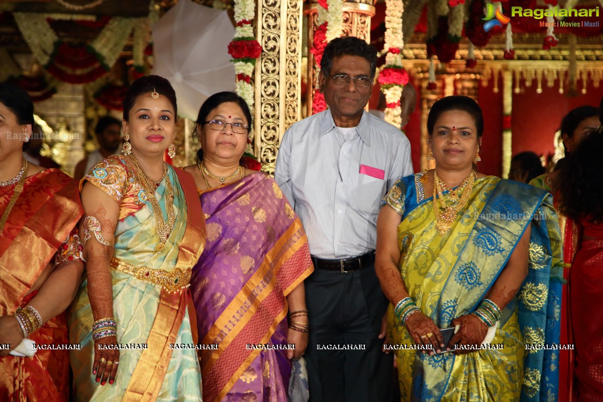 Grand Wedding Ceremony of Gowni Srikanth Goud with Cheepi Sudheesha, Hyderabad