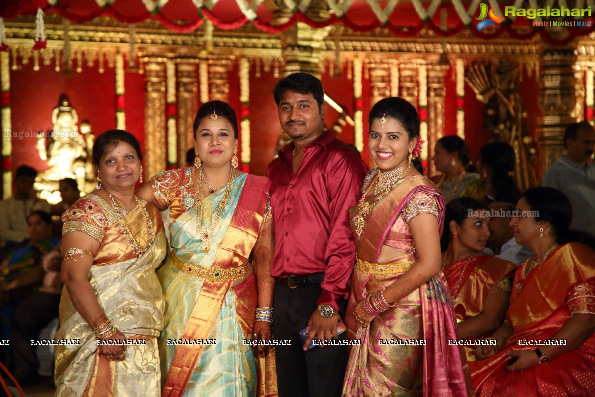 Grand Wedding Ceremony of Gowni Srikanth Goud with Cheepi Sudheesha, Hyderabad