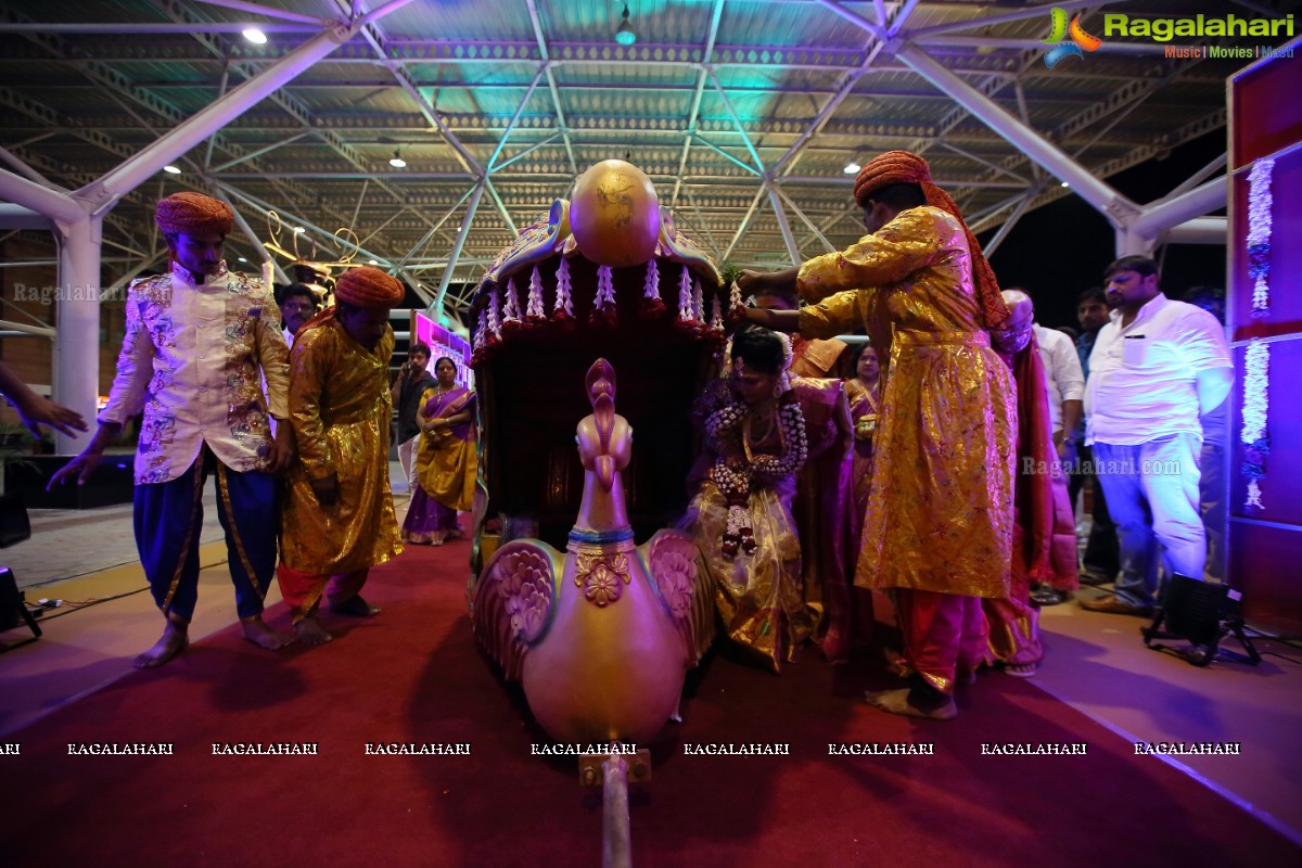 Grand Wedding Ceremony of Gowni Srikanth Goud with Cheepi Sudheesha, Hyderabad