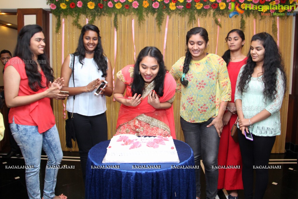 Sweet 16th Birthday Celebrations of Hashita at Green Park, Hyderabad