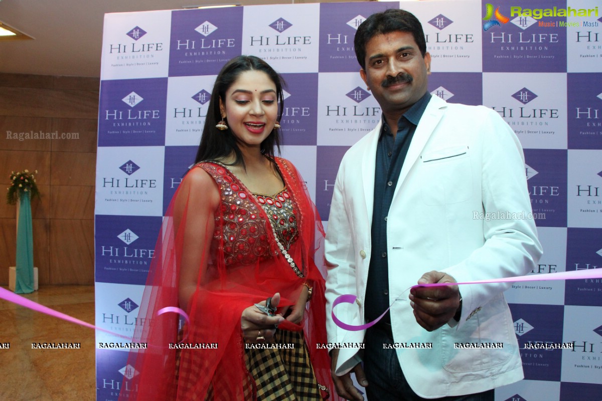 Angana Roy inaugurates Hi-Life Exhibition and Sale, Hyderabad