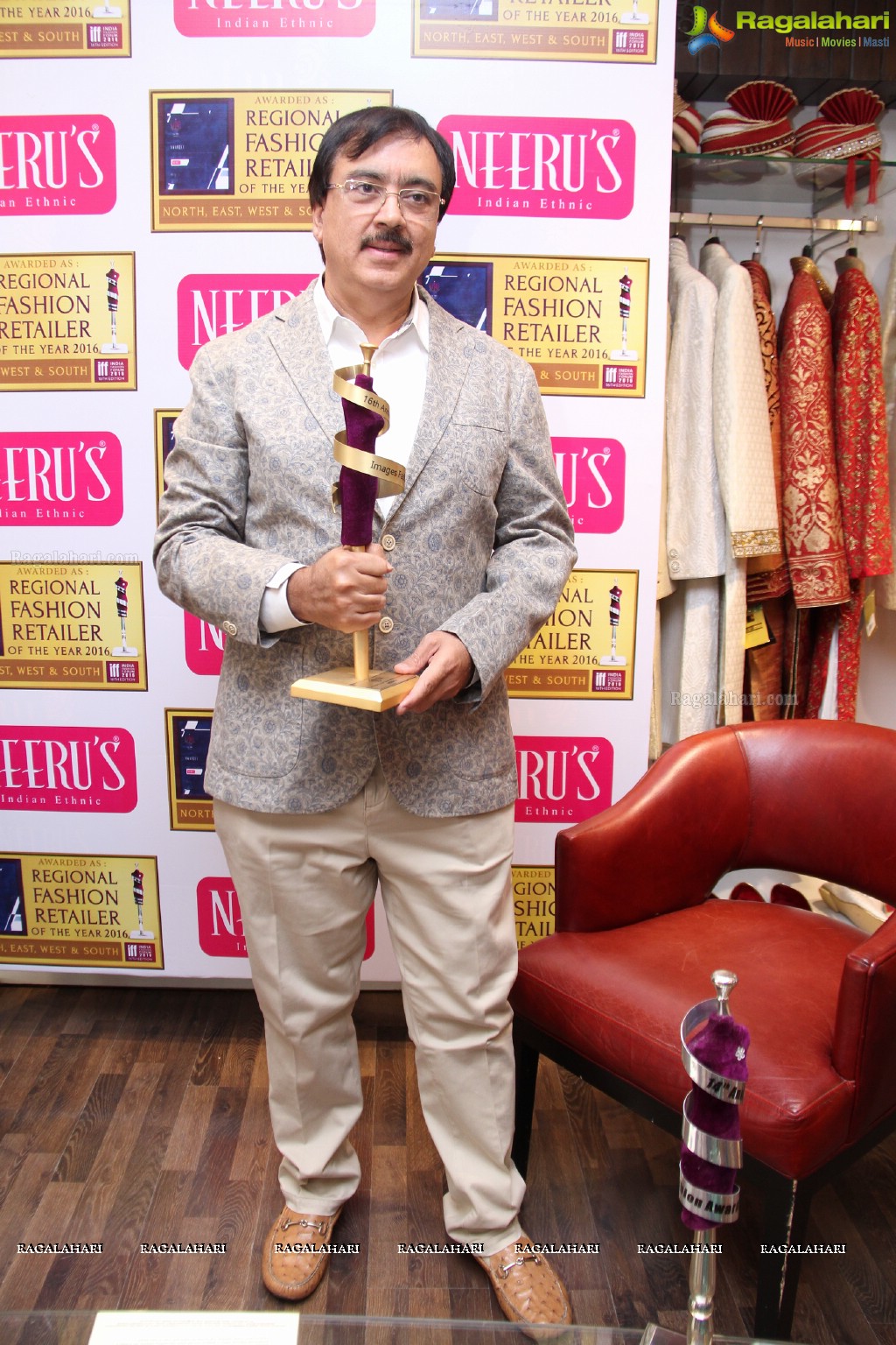 Neeru's MD Harish Kumar Press Meet on Best Regional Fashion Retailer Award by IFF, Hyderabad
