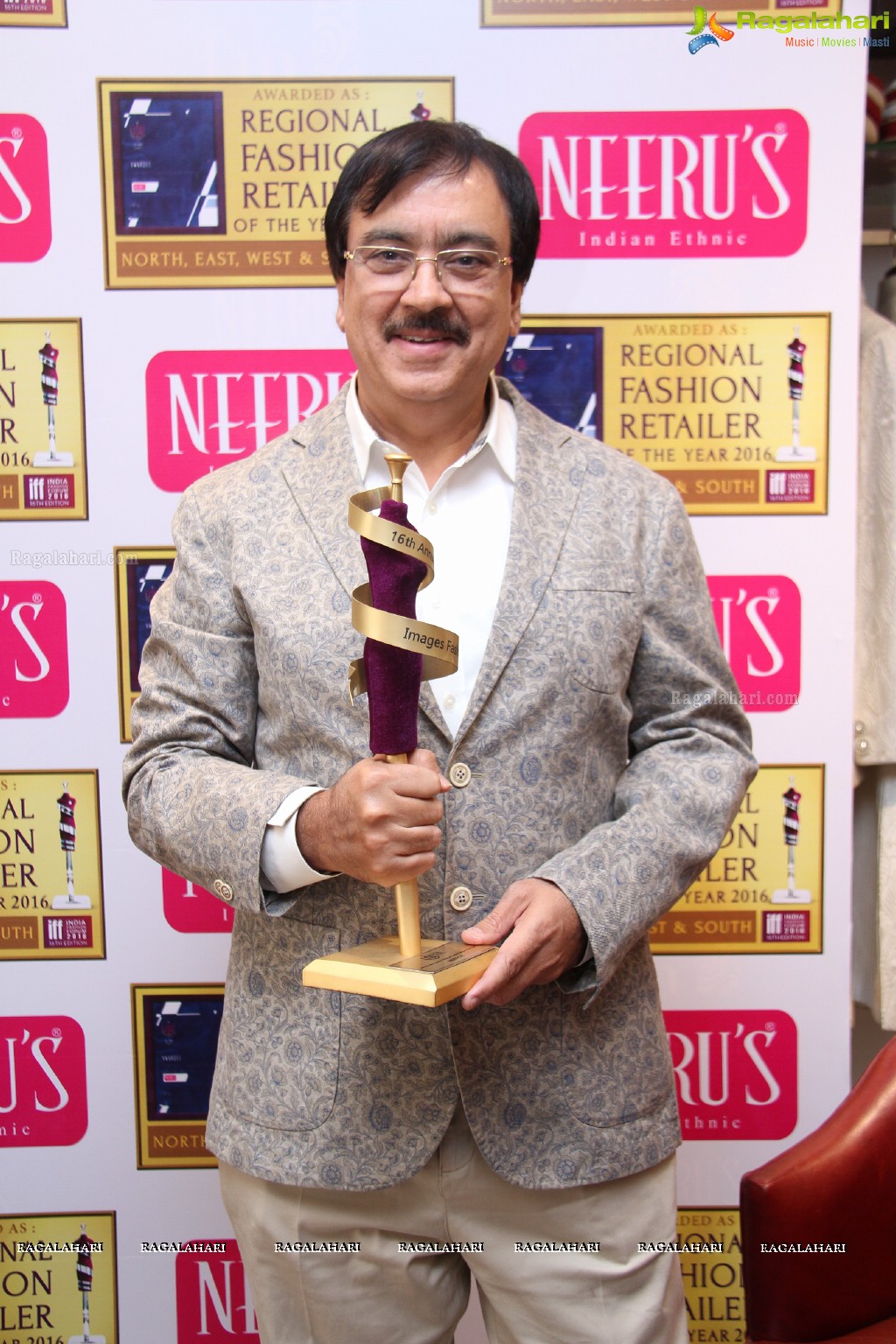 Neeru's MD Harish Kumar Press Meet on Best Regional Fashion Retailer Award by IFF, Hyderabad