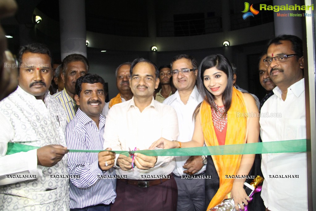 Madhulagna Das launches Pochampally IKAT Show Room, Hyderabad