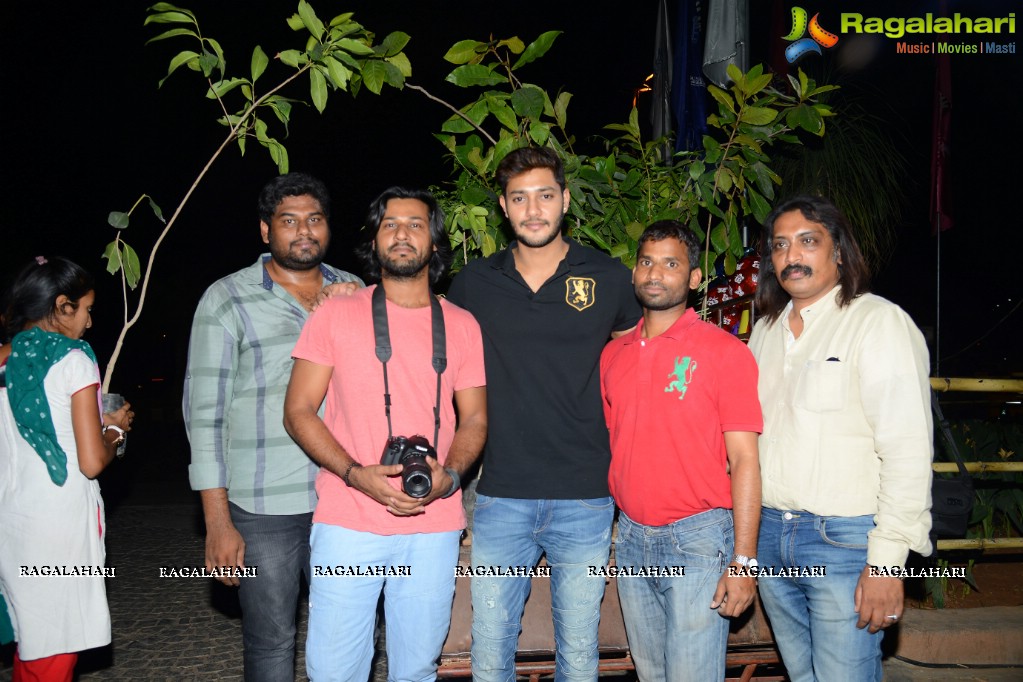 Prince distributes Plants on World Earth Day