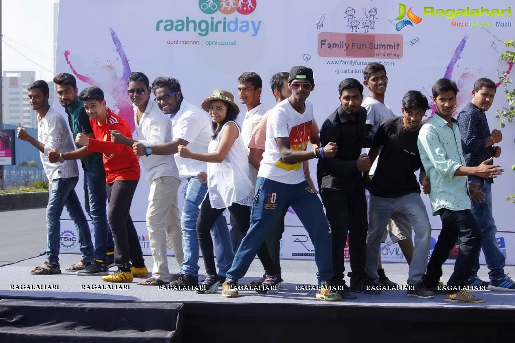 Raahgiri Day - April 24, 2016, Hyderabad