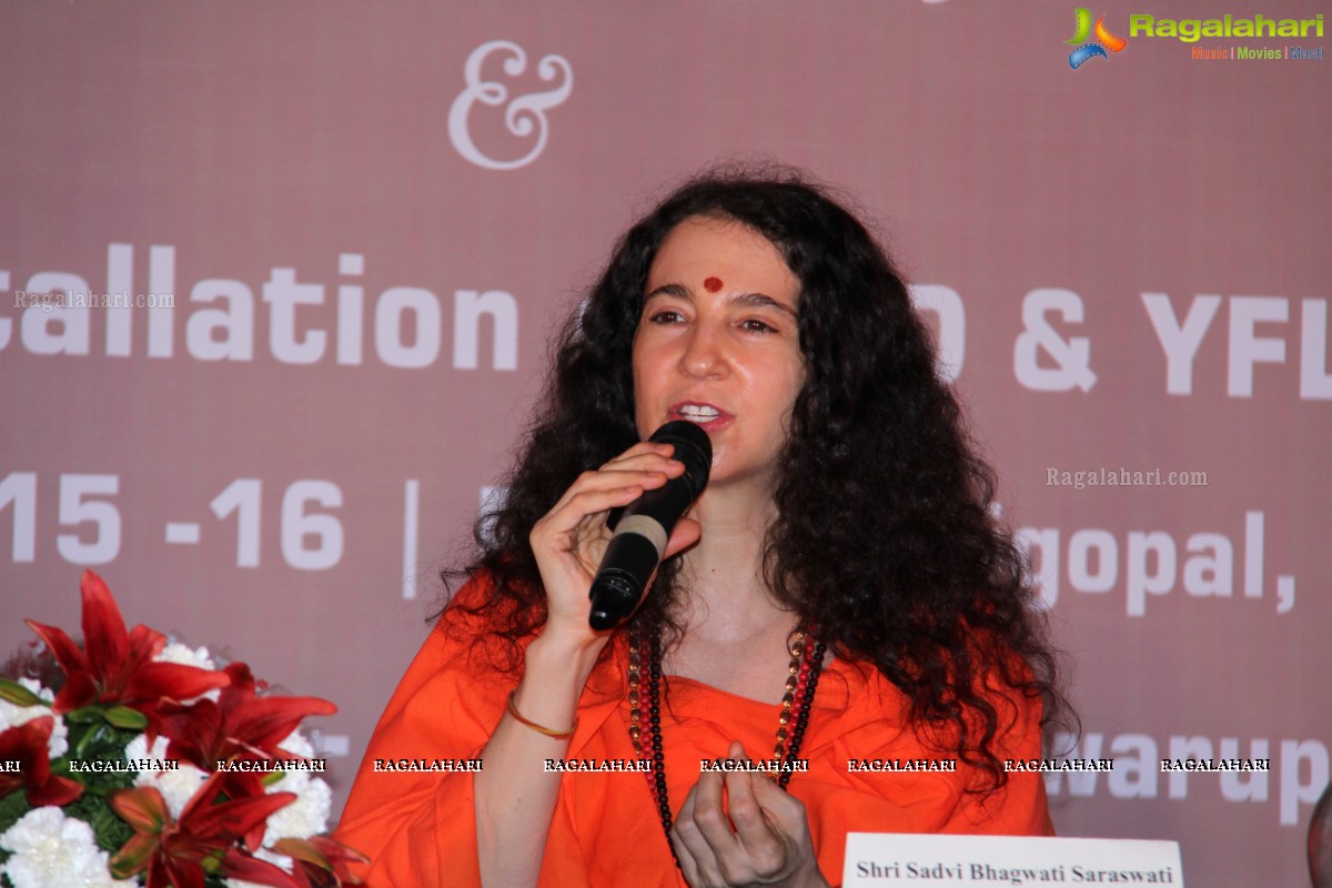 FLO Interactive Session with Sadhvi Bhagawati Saraswatiji