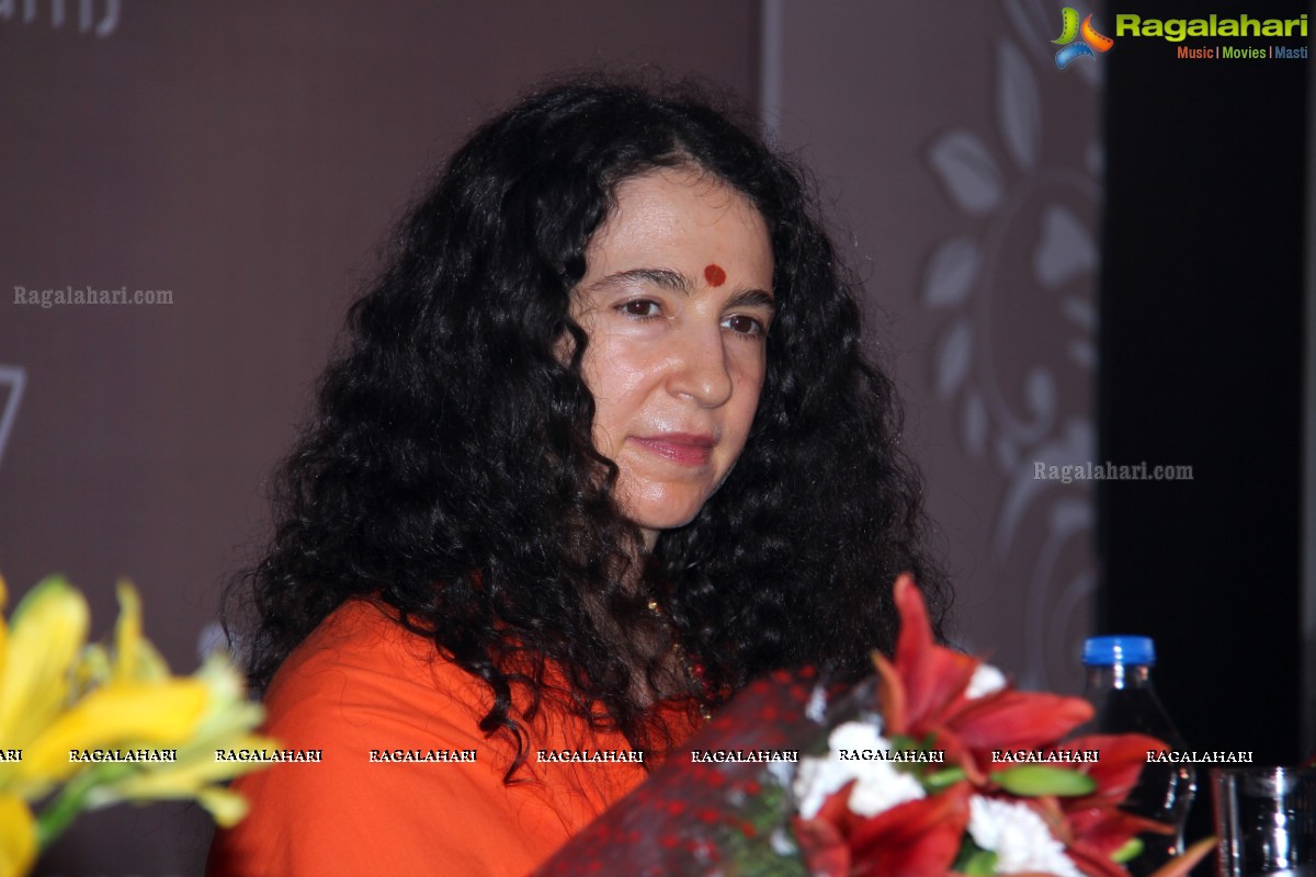 FLO Interactive Session with Sadhvi Bhagawati Saraswatiji