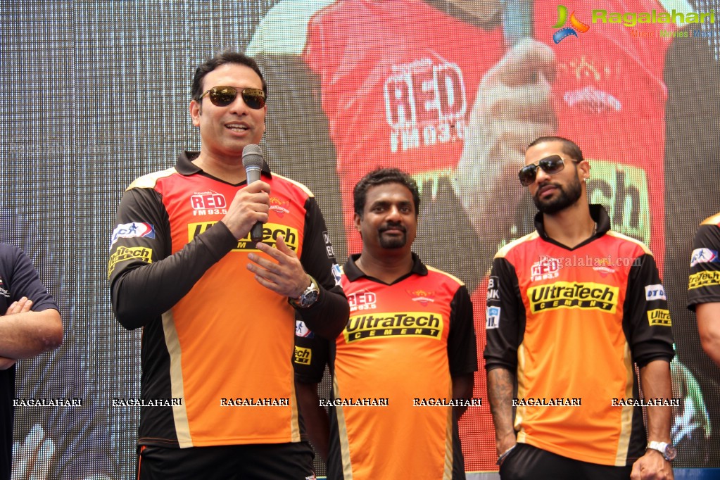 IPL Sunrisers Team felicitates Apollo Doctors