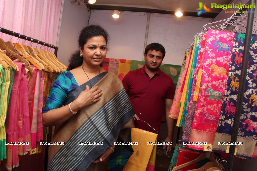 Vedha Fashion Show and Exhibition, Hyderabad