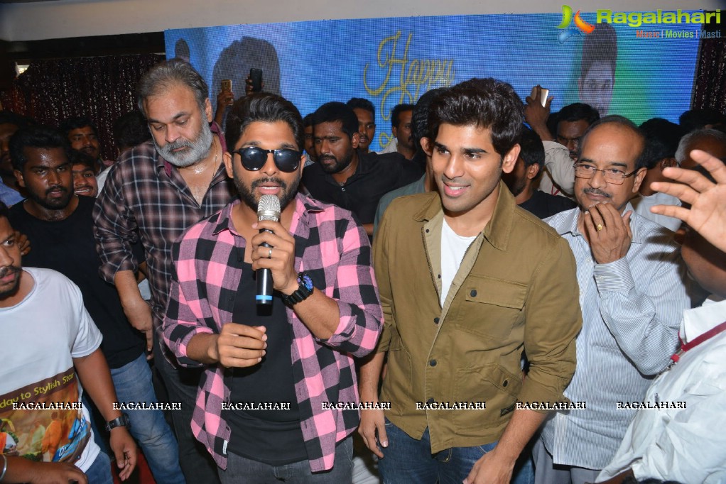 Allu Arjun Birthday Celebrations at FNCC