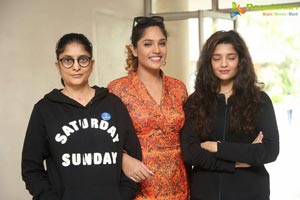 Venkatesh, Ritika Singh, Mumtaz Sorcar