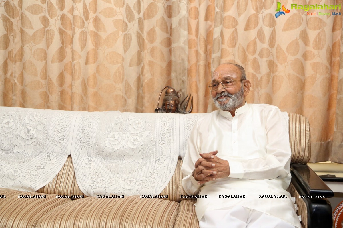 Pawan Kalyan meets K Vishwanath