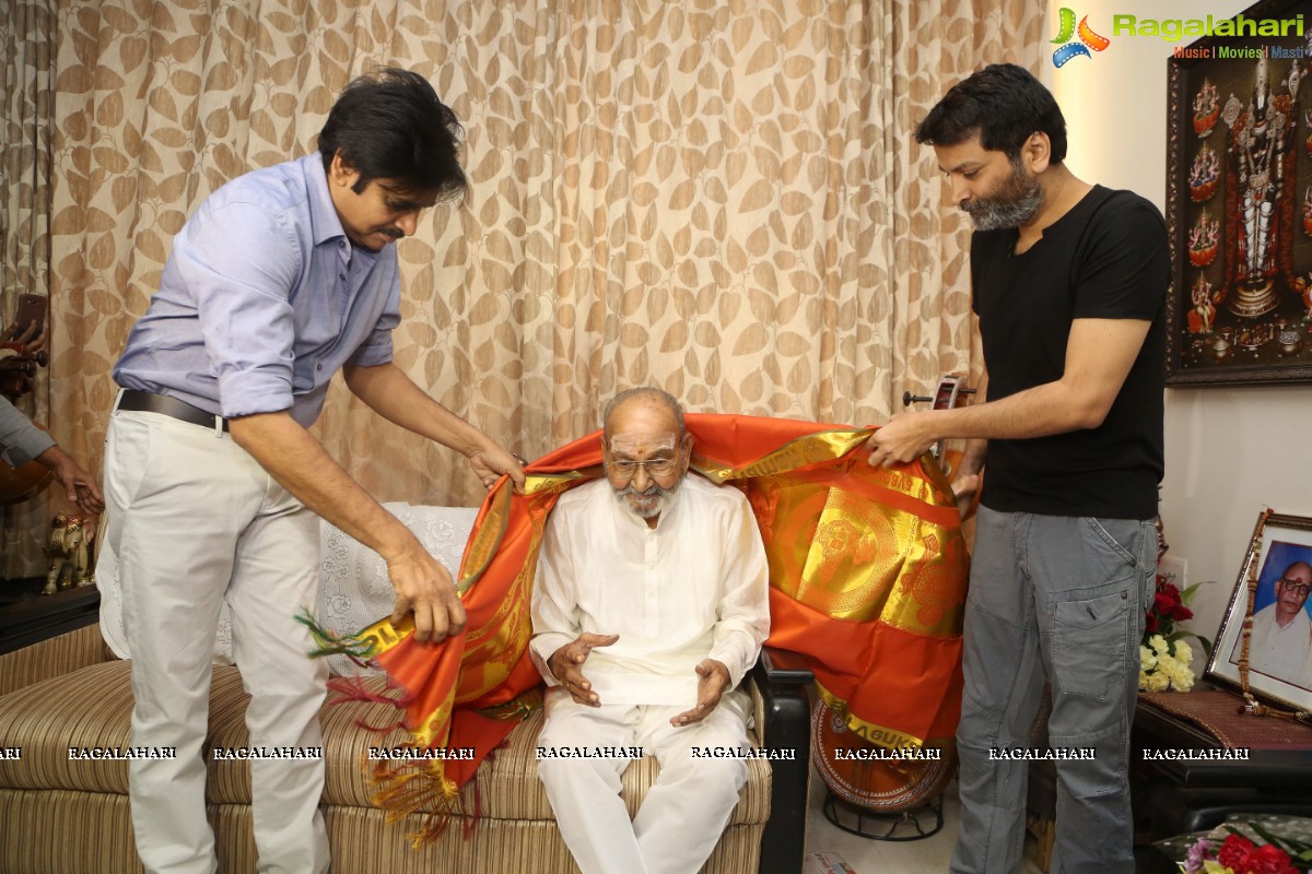 Pawan Kalyan meets K Vishwanath