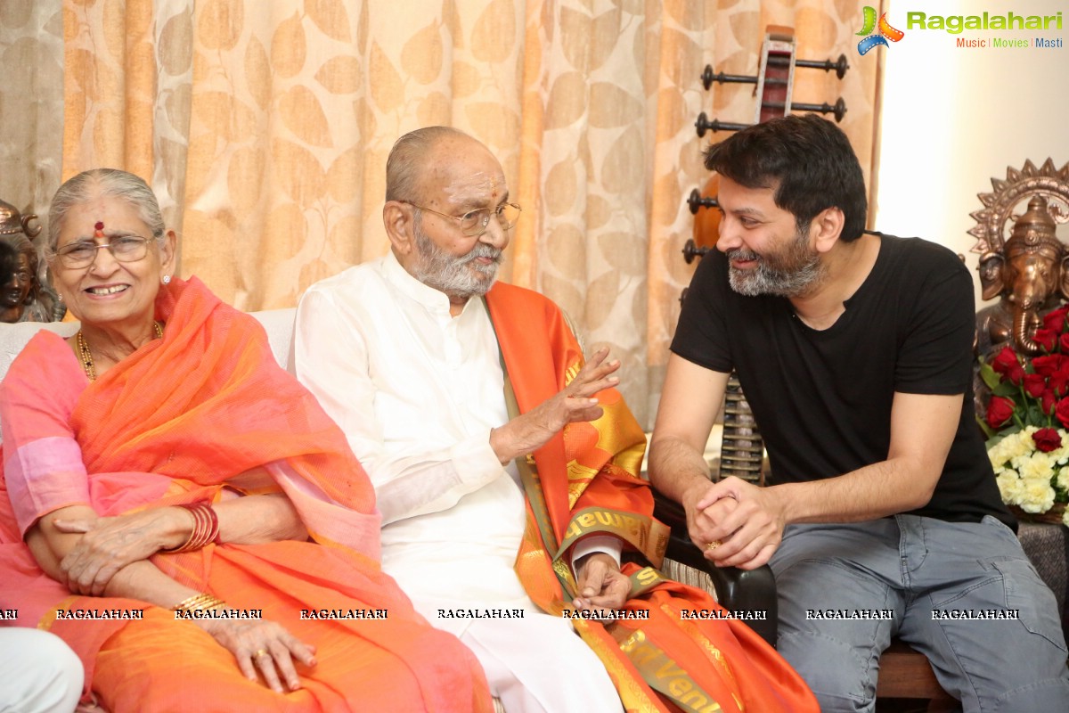 Pawan Kalyan meets K Vishwanath