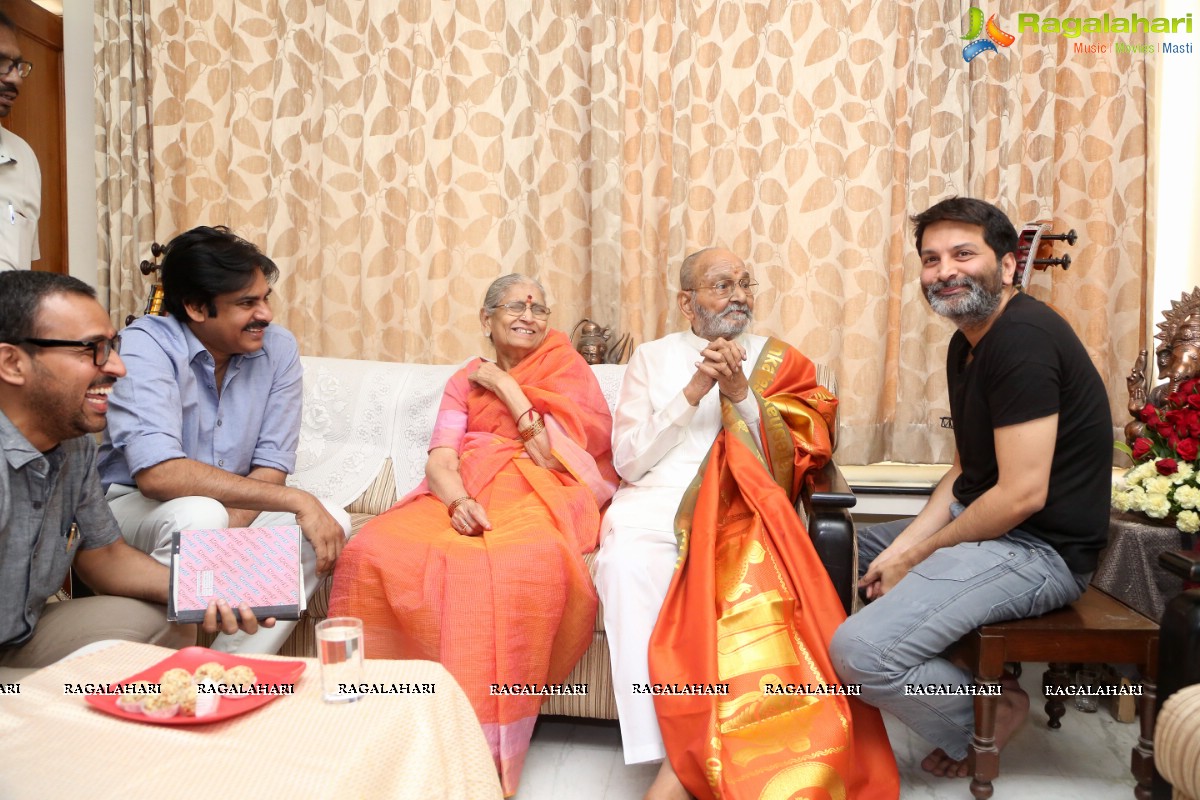 Pawan Kalyan meets K Vishwanath