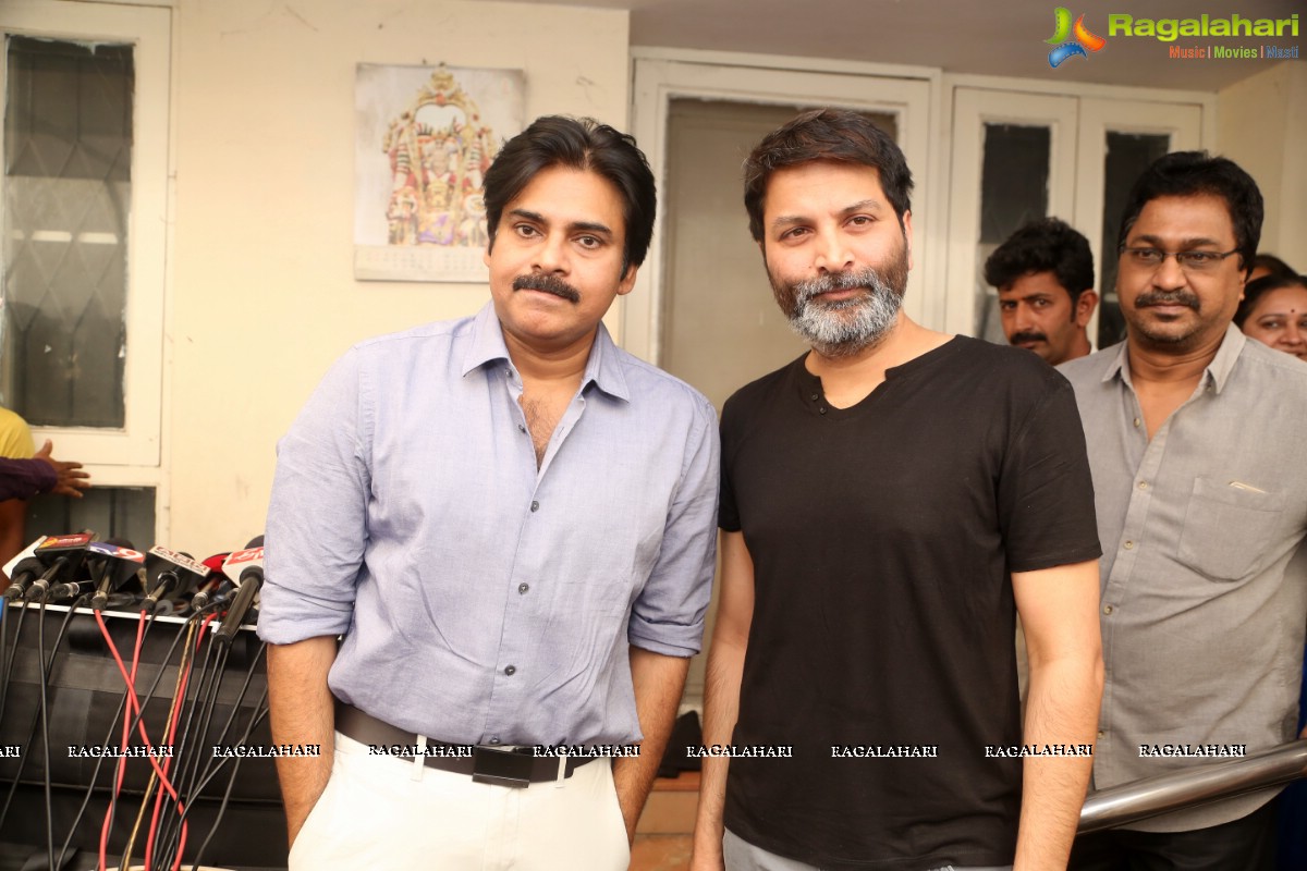 Pawan Kalyan meets K Vishwanath