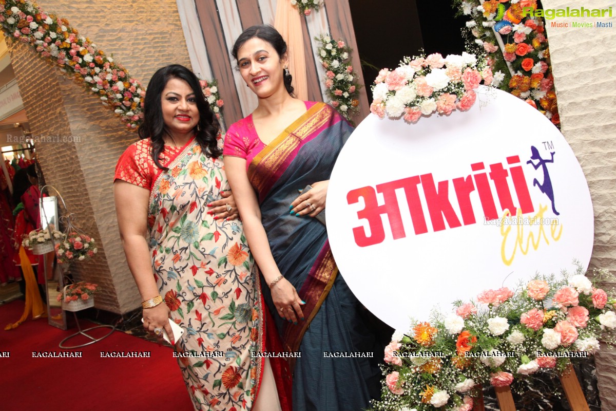 Diksha Panth inagurates Sashi Nahata's Akritti Elite Exhibition & Sale (April 2017) at Park Hyatt, Hyderabad