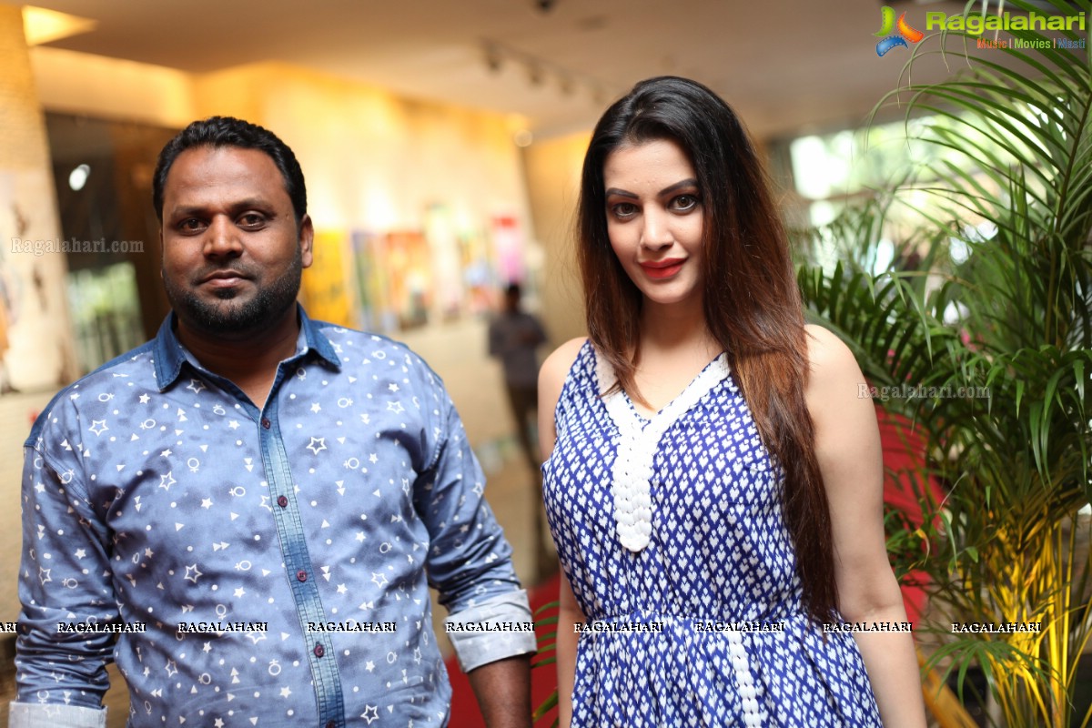 Diksha Panth inagurates Sashi Nahata's Akritti Elite Exhibition & Sale (April 2017) at Park Hyatt, Hyderabad