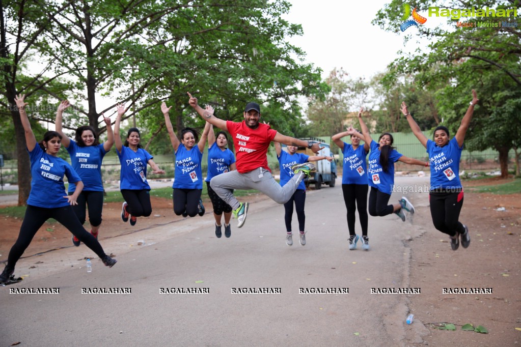 5K Run to Fight Malaria by Welltech Foundation at People's Plaza, Necklace Road, Hyderabad