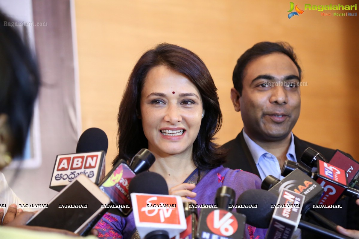 Amala Akkineni unveils free E-Health Card Services