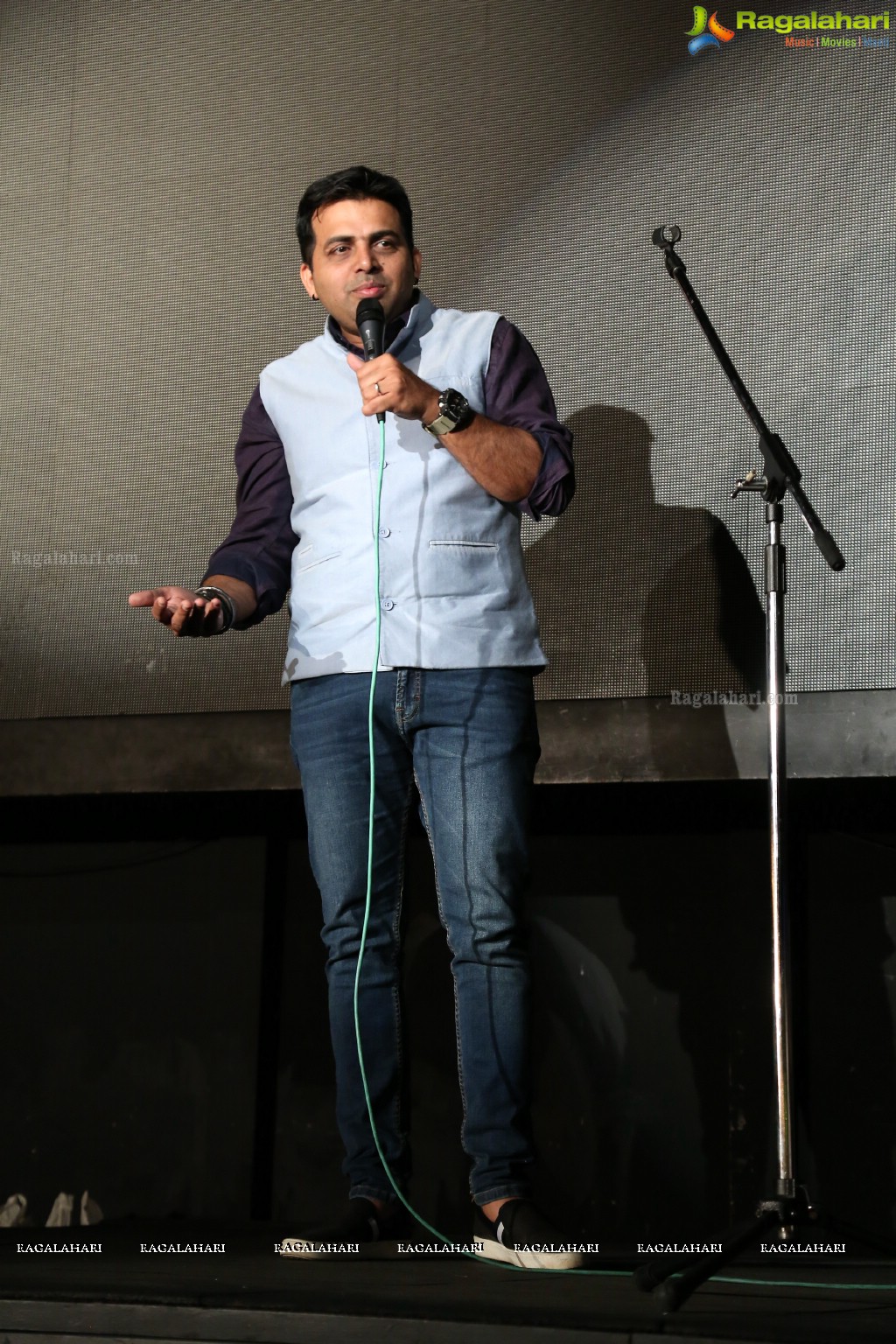Amit Tandon's Stand-Up Comedy at Heart Cup Cafe, Hyderabad