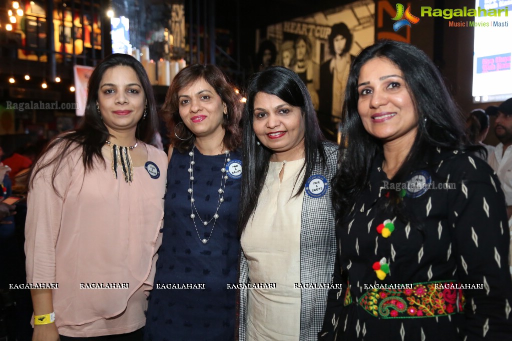 Amit Tandon's Stand-Up Comedy at Heart Cup Cafe, Hyderabad