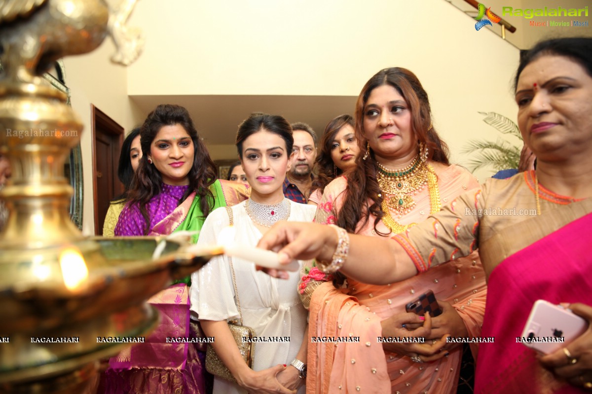 Exotic Jewellery Show By Amita Solanki at Taj Krishna Banquets - Hosted By Manisha Kapoor & Manali Thakur