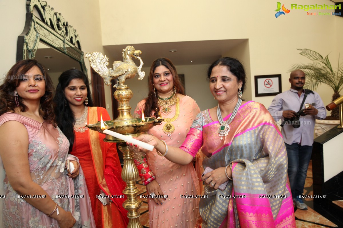 Exotic Jewellery Show By Amita Solanki at Taj Krishna Banquets - Hosted By Manisha Kapoor & Manali Thakur
