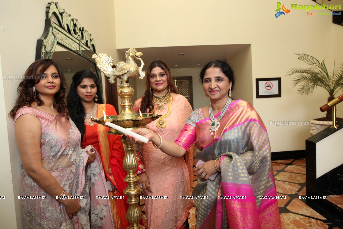 Exotic Jewellery Show By Amita Solanki at Taj Krishna Banquets - Hosted By Manisha Kapoor & Manali Thakur